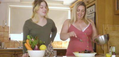 Amatur And Blonds Curvy Hairy Lesbian And Busty Plumper Fuck In The Kitchen on lesbiandaughter.com