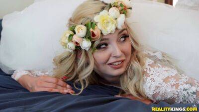 Lewd teen bride hot lesbian crazy adult clip - Usa on lesbiandaughter.com
